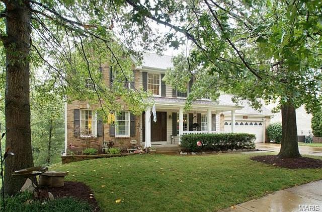 1st image of 513 Clover Leaf Hill Ct