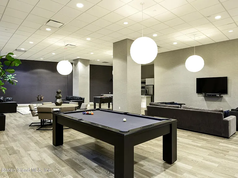 90 Bay Street Lndg #2H — Photo 21