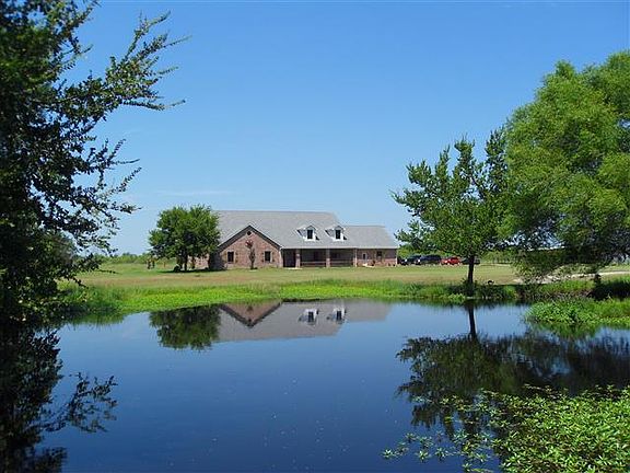 2nd image of 3060 County Road 2182
