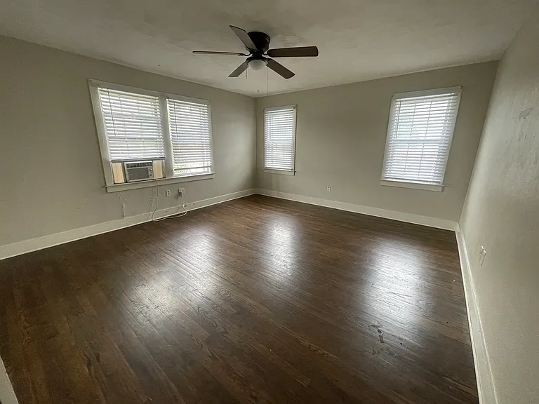 812 Old Fort Ave #2 — Photo 1