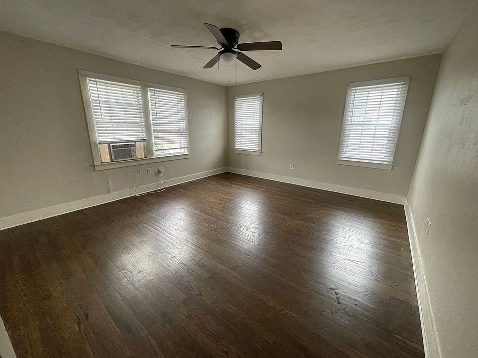 1st image of 812 Old Fort Ave #2