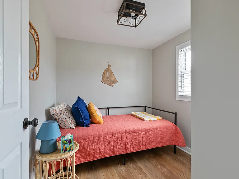 304 Sunset Cir — Photo 31