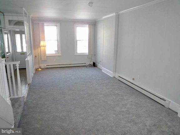 4th image of 446 S Claymont St