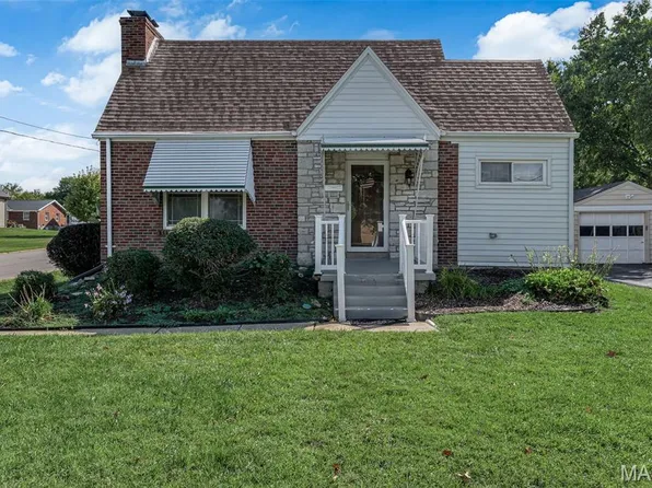 1146 Kortwright Ave, Saint Louis, MO 63119