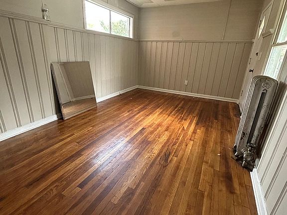 4th image of 485 Lakeside Ave #1B