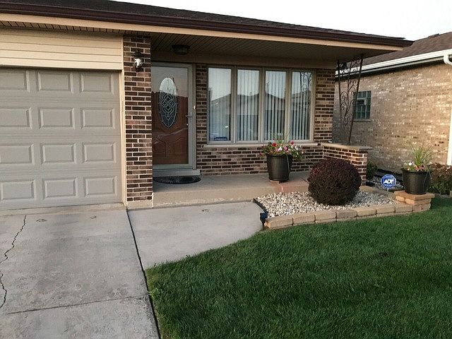 1st image of 1118 Stewart Ave
