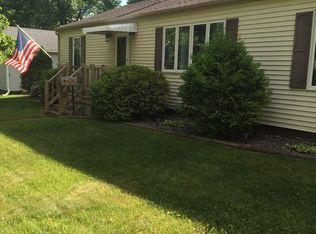 695 N Oak St, Reedsburg, WI 53959