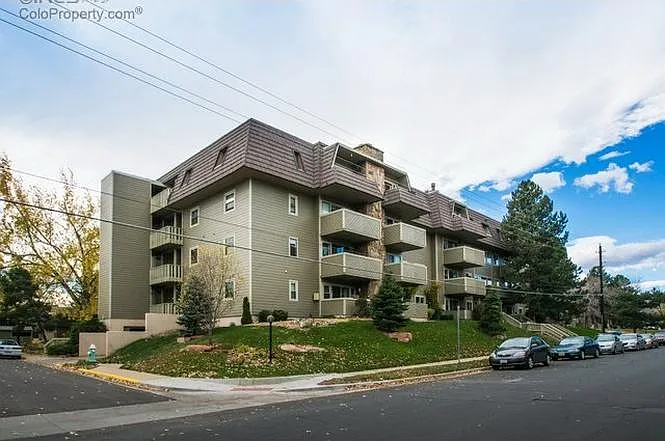 3240 Iris Ave — Photo 2
