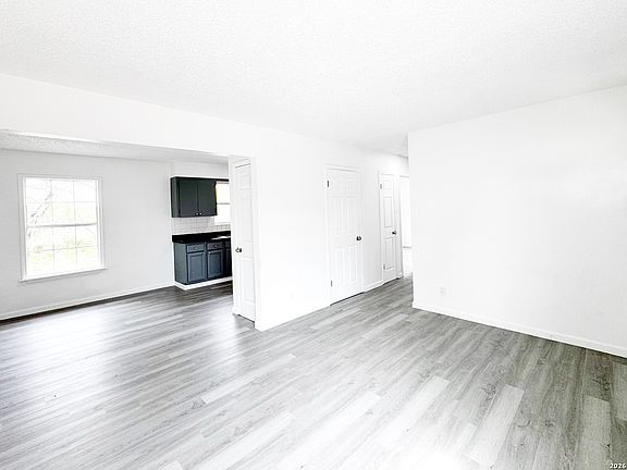 2nd image of 501 CORLEY DR