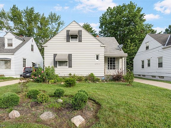 2nd image of 27511 Forestview Ave