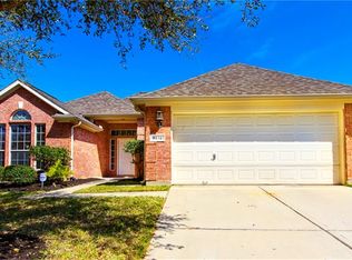 19134 Center Park Dr, Spring, TX 77373