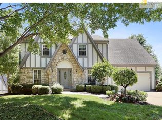 14915 W 82nd Ter, Lenexa, KS 66215