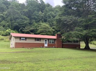 244 Brashears Rd, Harriman, TN 37748