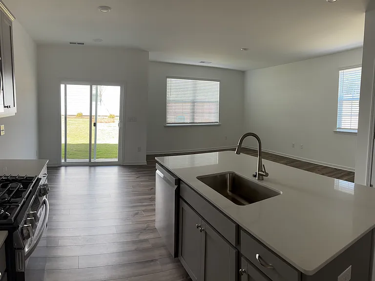 1801 Pheasant Trace Cir — Photo 5