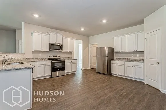 1108 Amadas Dr — Photo 8