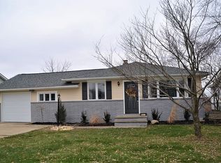 3222 Marda Dr, Parma, OH