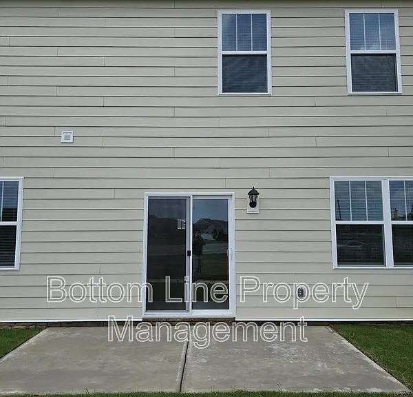 549 Blackpool Ct — Photo 39