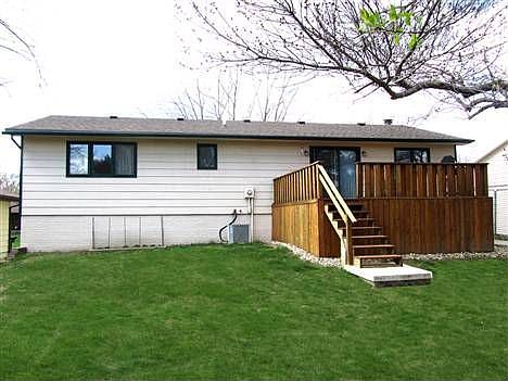 3rd image of 4608 Grant St