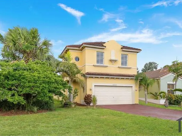 2302 NE 37th Ter, Homestead, FL 33033