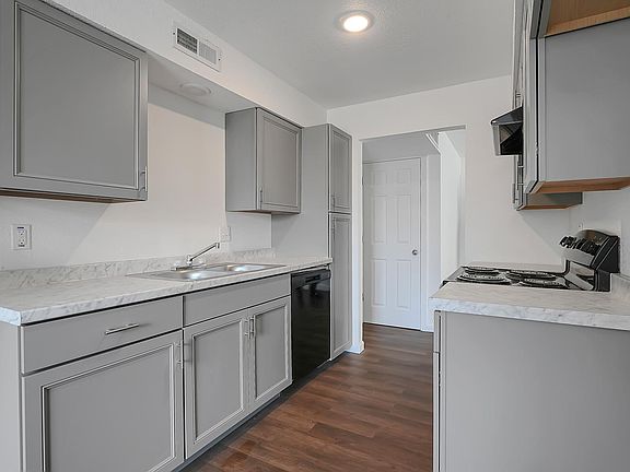 2nd image of 415 N State Ave APT 3