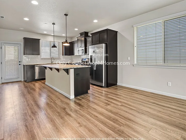 10365 SW Lisbon St — Photo 6