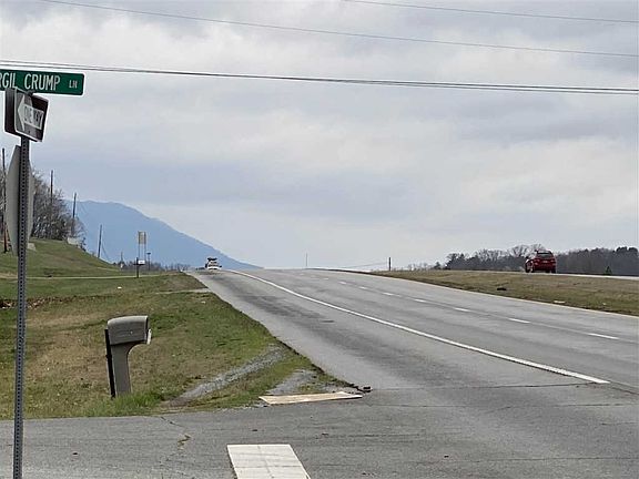 3rd image of 115 Virgil Crump Ln