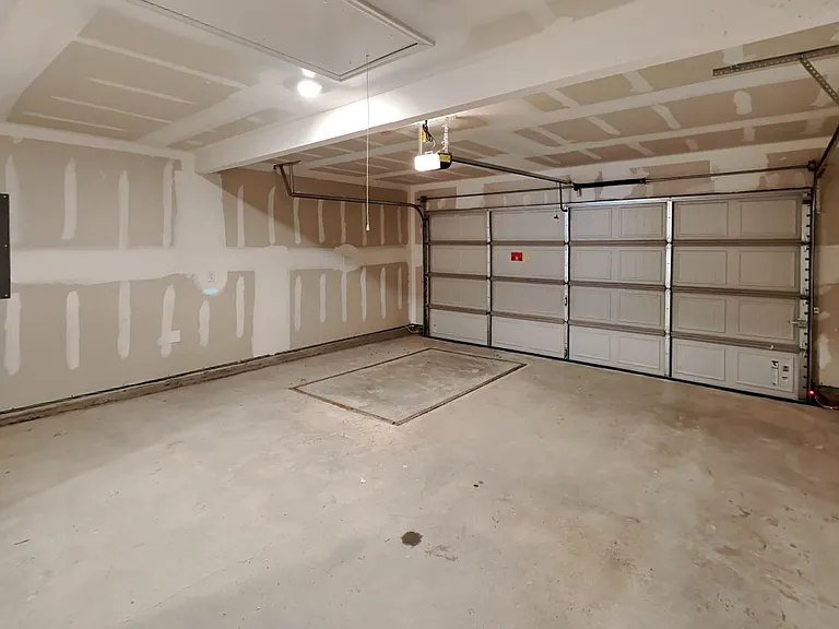 4000 Dutch Ln — Photo 18