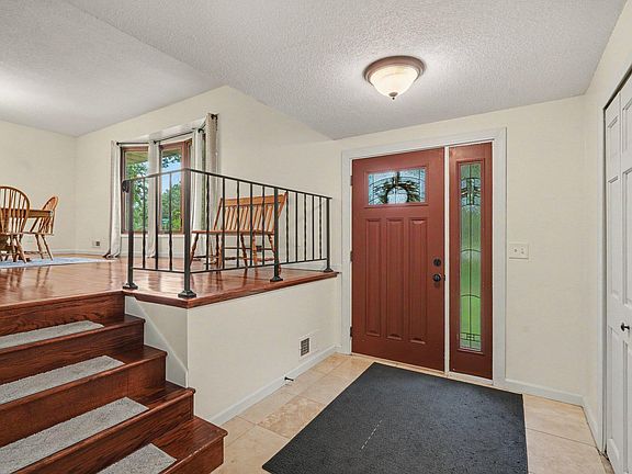 2nd image of 14680 University Ave NW