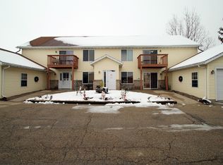 710 Badger Ct #716, Fort Atkinson, WI 53538