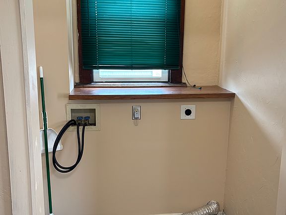 4th image of 1211 N 1st Ave