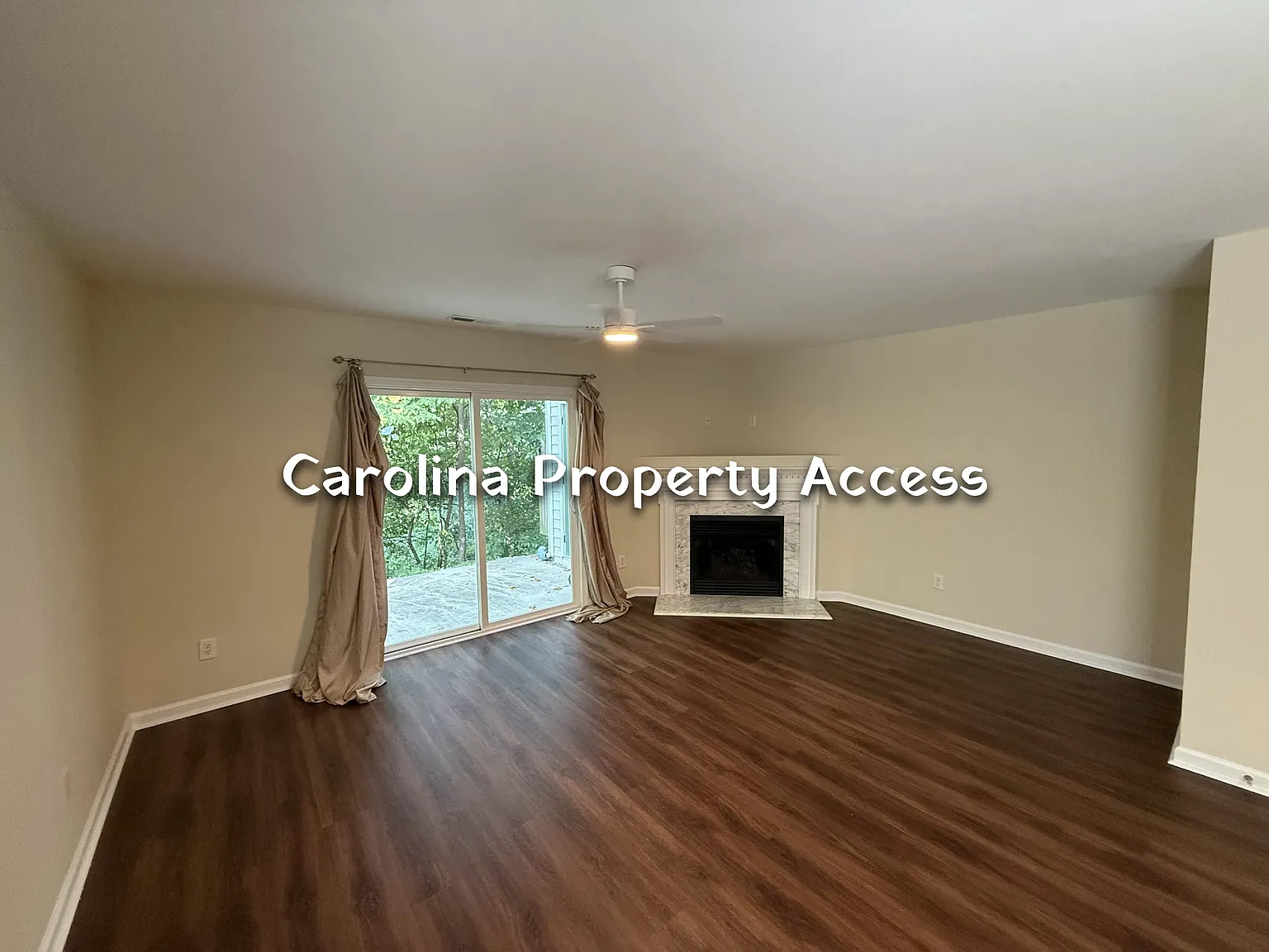 2 bed, 2.5 bath, 1020 sqft, $1,600 — Photo 4