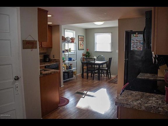 4th image of 508 Warnock St