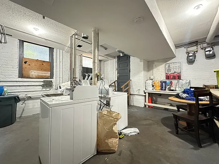 3817 N Greenview Ave #E2 — Photo 20