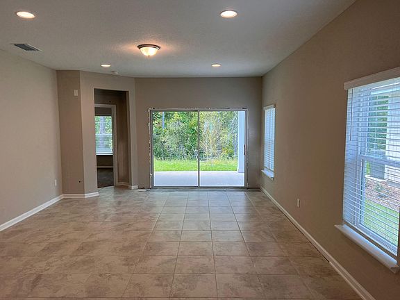 2nd image of 278 Wineberry Ln