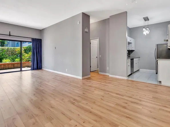 8328 Regents Rd Unit 1D, San Diego, CA 92122