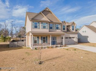 219 Holly Grove Ct E, Jacksonville, NC 28540