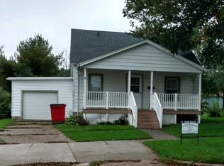 110 N 5th St, Mapleton, IA 51034