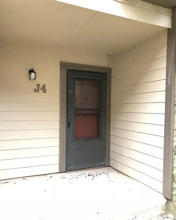 1st image of 3220 69th St APT J4