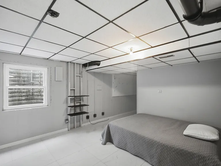 512 Normandy Ln — Photo 14
