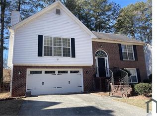 198 Melody Ln, Lawrenceville, GA 30043