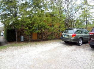 20 Ball Dr #A, Athens, OH