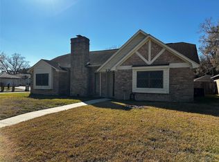 330 Maybrook Dr, Houston, TX 77015