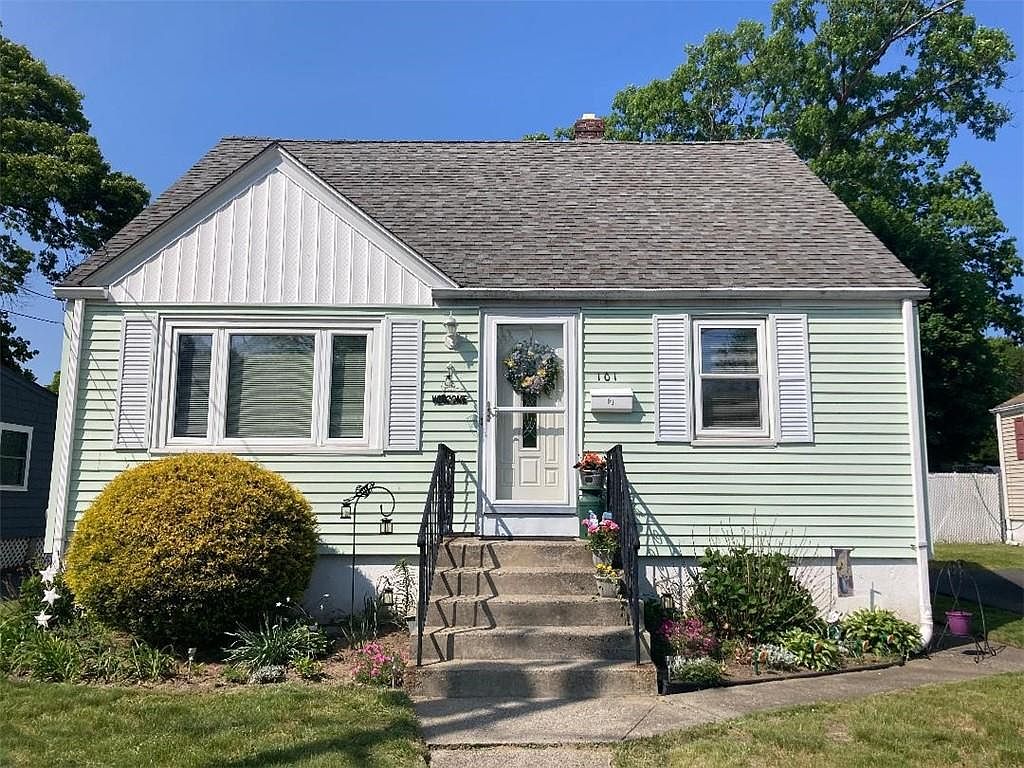 101 Fordson Ave, Cranston, RI 02910 Zillow
