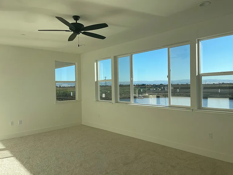 17595 Harbor View Ave — Photo 11