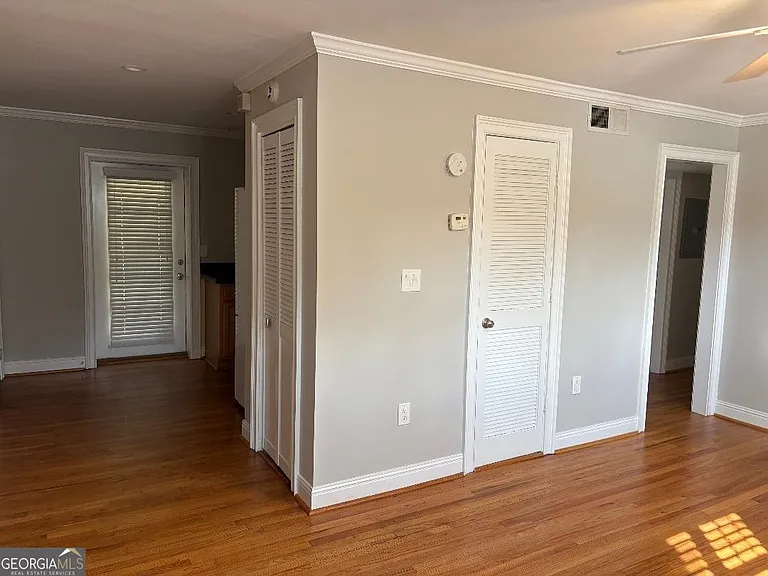 1647 Briarcliff Rd NE — Photo 2
