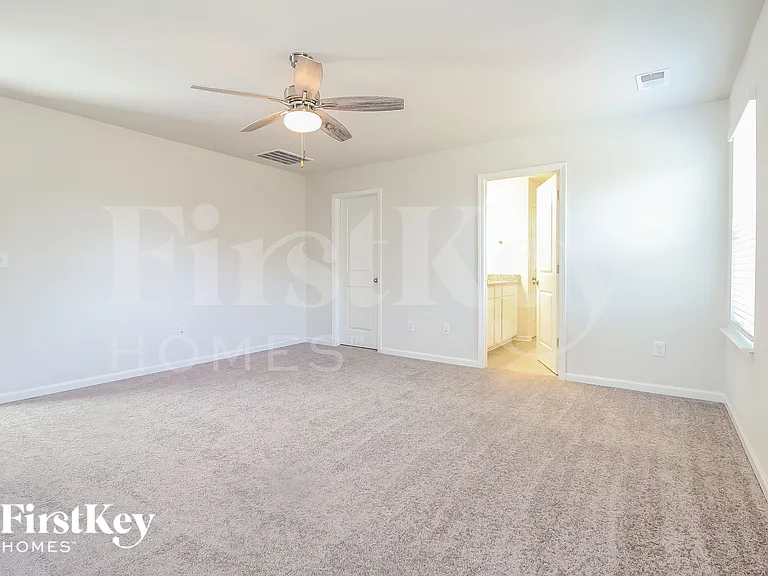 412 Stonefence Dr — Photo 7
