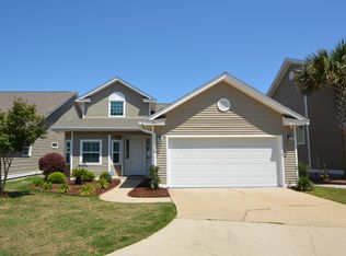 1074 Lionsgate Ln, Gulf Breeze, FL 32563
