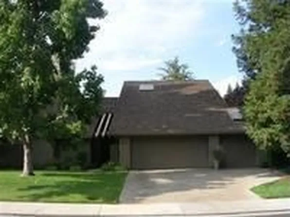11526 Sutters Mill Cir, Gold River, CA 95670