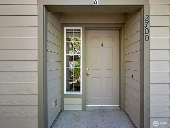 4th image of 2700 Silesia Lane #A