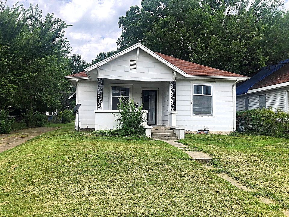 2nd image of 612 S Highland Ave